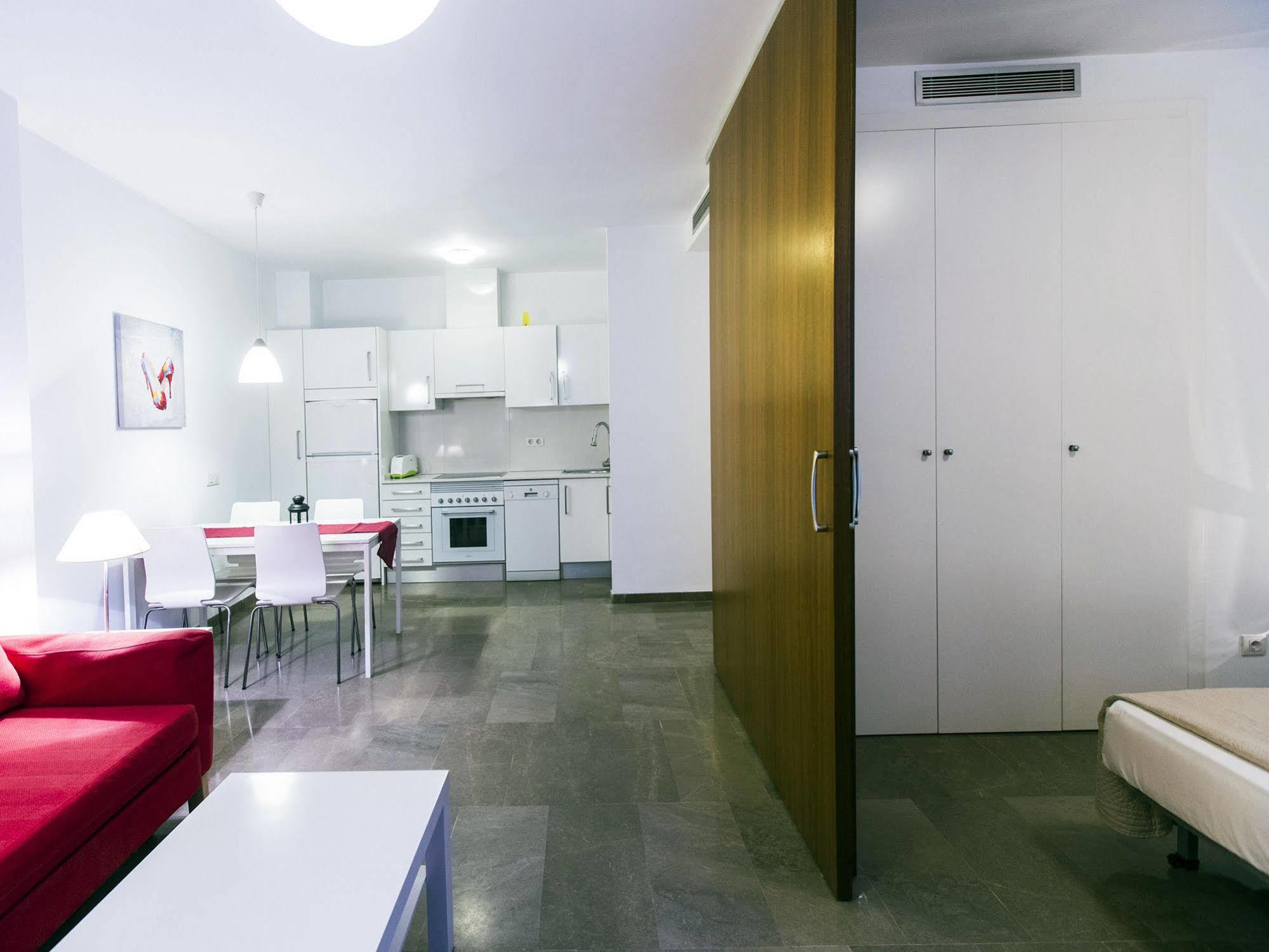 Total Valencia Vitoria Apartment Exterior photo